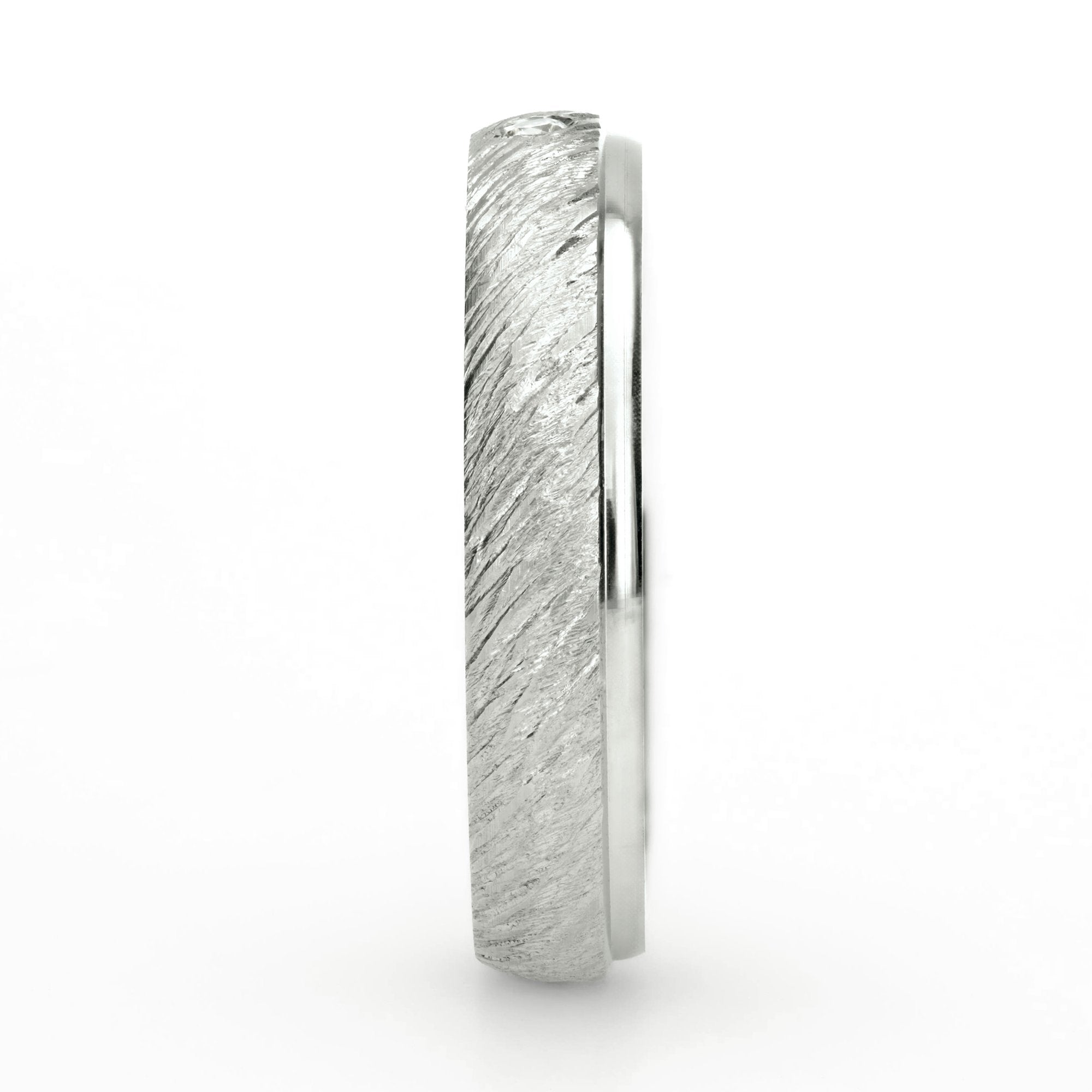 Confort Rellena 4mm A14024D14B - Diamante Natural