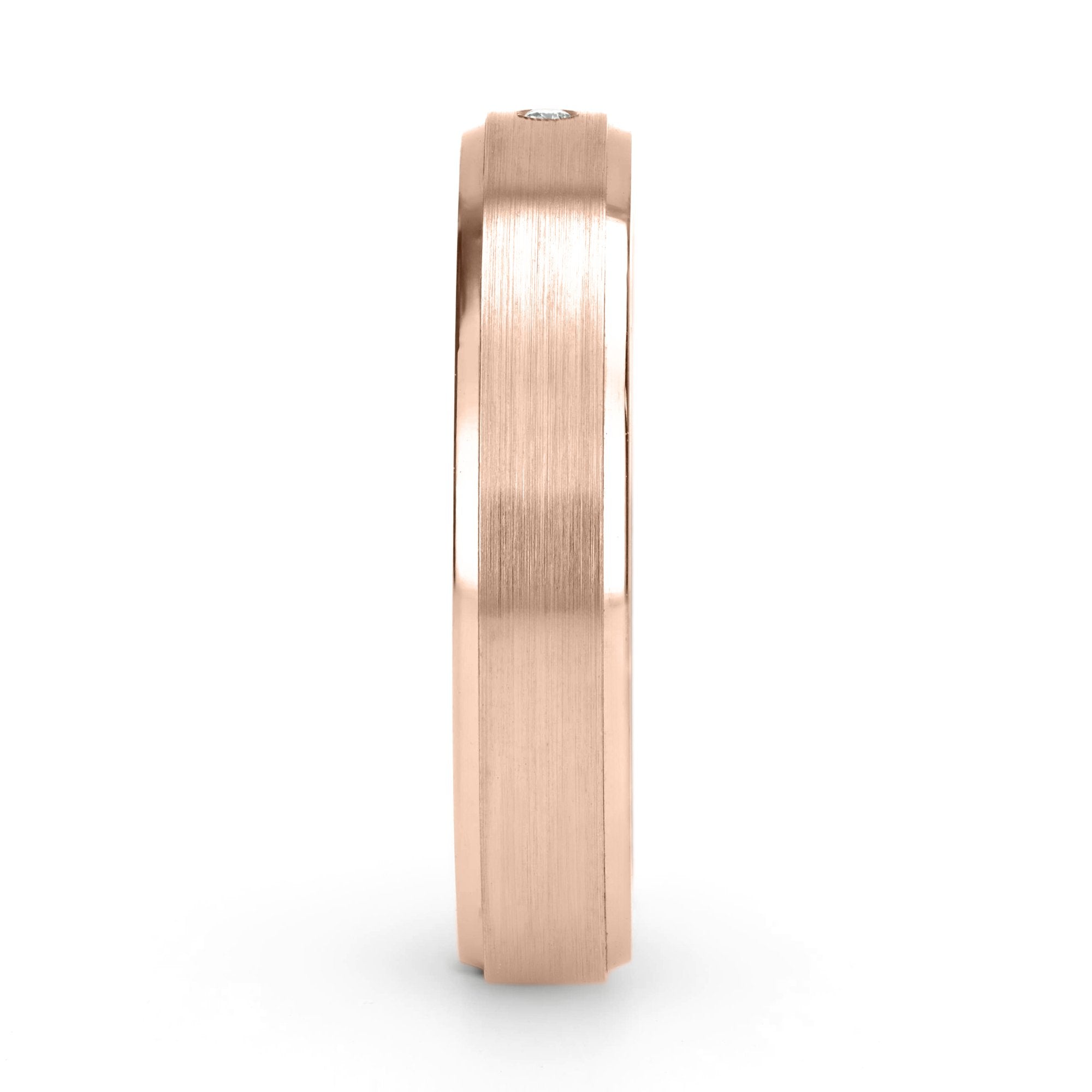 Confort Rellena 4mm A14104D14B - Moissanita